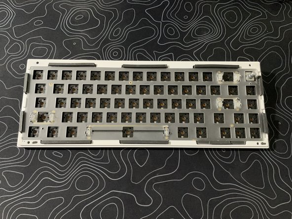 How to Re-lube Keyboard Stabilizers on Your Finalkey V65: 手順 4、 3の画像 2