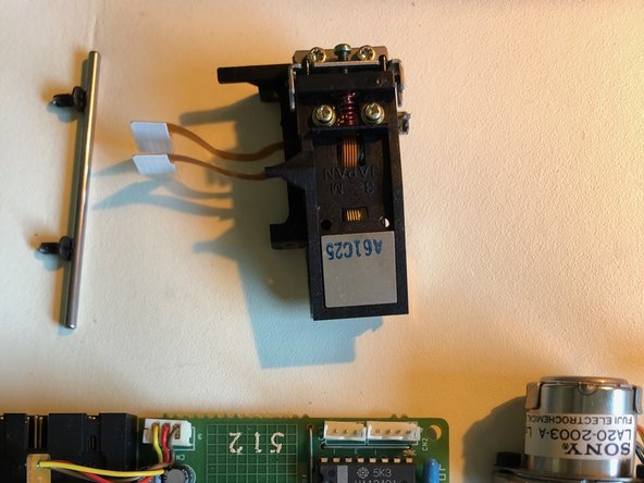 Sony MP-F75W Teardown, Removing Head Assembly: stap 0, afbeelding 3 van 3