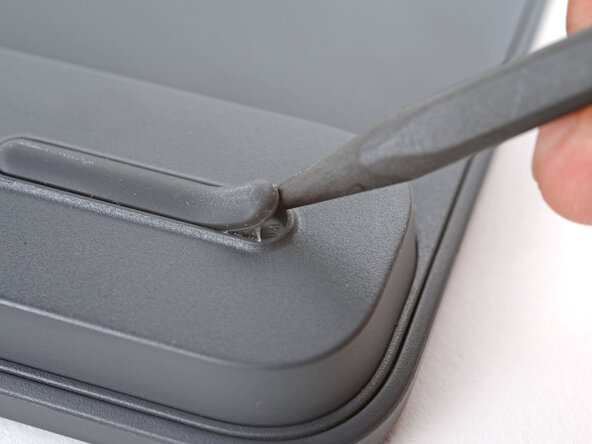 Logitech Signature Slim Solar+ Feet Replacement: crwdns2935265:02crwdnd2935265:02crwdnd2935265:03crwdne2935265:0