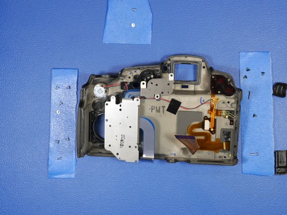 Panasonic Lumix DMC-GH3 Disassembly: crwdns2935265:012crwdnd2935265:02crwdnd2935265:03crwdne2935265:0