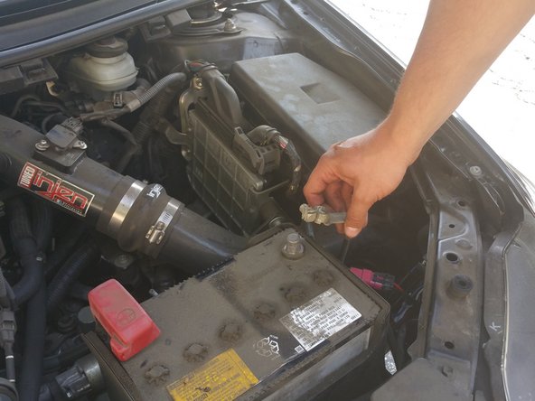 2011-2013 Scion tC Car Battery Replacement: crwdns2935265:04crwdnd2935265:02crwdnd2935265:02crwdne2935265:0