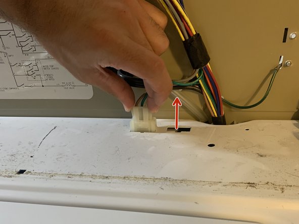 Kenmore 80 Series Washer Water Inlet Valve Replacement, Unplug wire connector: crwdns2935265:05crwdnd2935265:02crwdnd2935265:02crwdne2935265:0