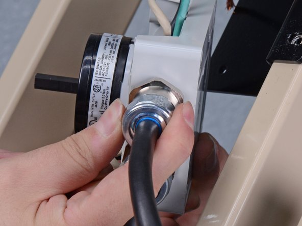 EDCO Disk Grinder 50200-HD On/Off Switch Replacement: crwdns2935265:019crwdnd2935265:03crwdnd2935265:03crwdne2935265:0