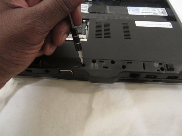 Asus Eee PC T101MT Fan Replacement, Fan: crwdns2935265:07crwdnd2935265:02crwdnd2935265:02crwdne2935265:0