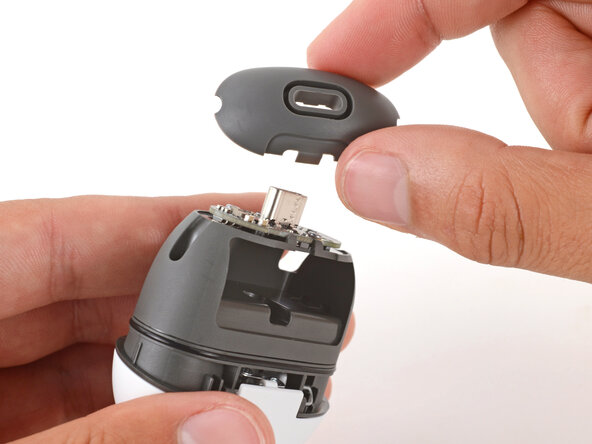 Google Pixel Buds 2a USB‑C Board Replacement, Remove the silicone cover: crwdns2935265:06crwdnd2935265:03crwdnd2935265:03crwdne2935265:0