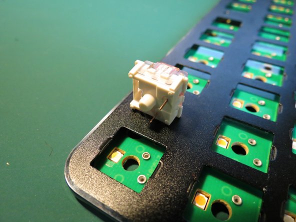 Kogan RGB Mechanical Keyboard Teardown, Key Springs: crwdns2935265:020crwdnd2935265:02crwdnd2935265:02crwdne2935265:0