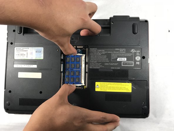 Sony Vaio PCG-61411L RAM Replacement: crwdns2935265:05crwdnd2935265:03crwdnd2935265:03crwdne2935265:0