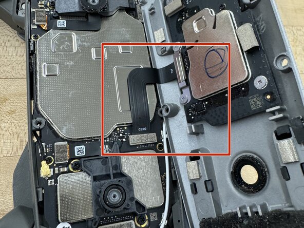 Mavic 2 Front Arm (Right or Left) Replacement Replacement, Removing Bottom Plate: crwdns2935265:08crwdnd2935265:03crwdnd2935265:03crwdne2935265:0