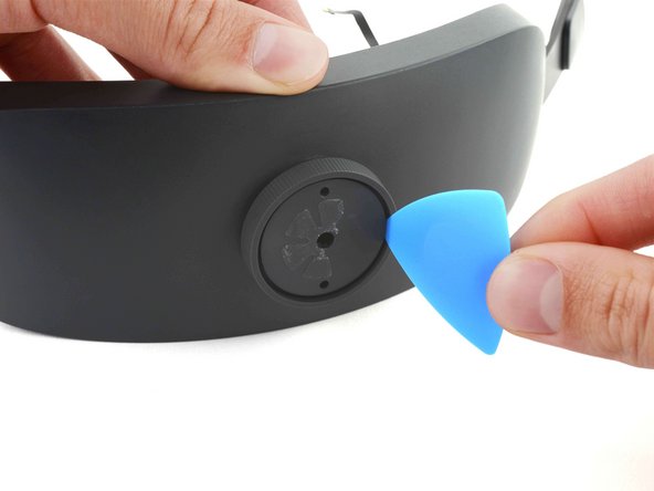 HTC Vive XR Elite Headstraps Replacement, Remove the adjustment dial screw spacer: crwdns2935265:034crwdnd2935265:02crwdnd2935265:03crwdne2935265:0