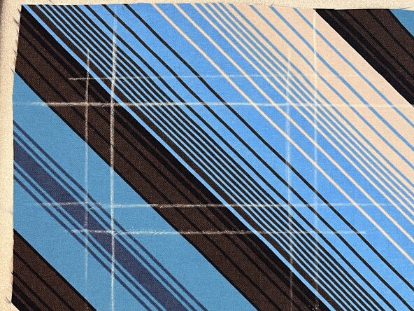 Make a Fabric Patch, Add seam allowance: crwdns2935265:07crwdnd2935265:02crwdnd2935265:02crwdne2935265:0