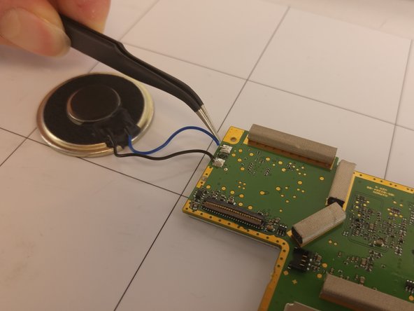 Garmin Nuvi 2689LMT Speaker Replacement: crwdns2935265:012crwdnd2935265:02crwdnd2935265:02crwdne2935265:0