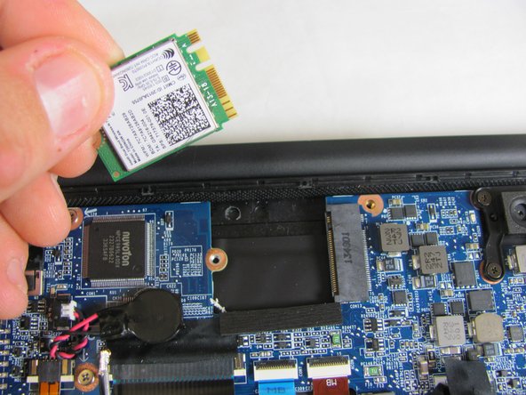 Sony Vaio Fit 13A Wireless Card Replacement: crwdns2935265:06crwdnd2935265:02crwdnd2935265:02crwdne2935265:0