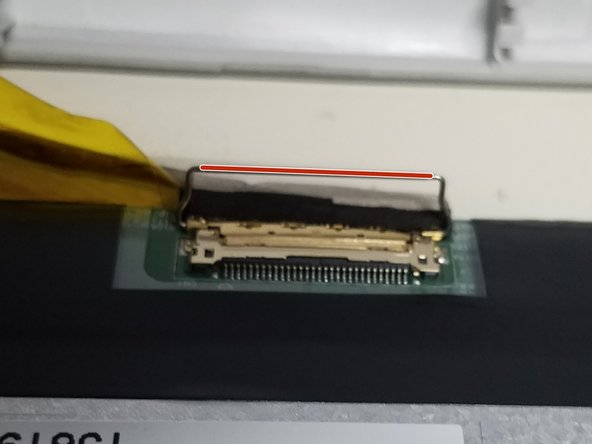 Lenovo IdeaPad 330 Screen Replacement Guide, Removing Screen - Pt2: crwdns2935265:012crwdnd2935265:02crwdnd2935265:03crwdne2935265:0