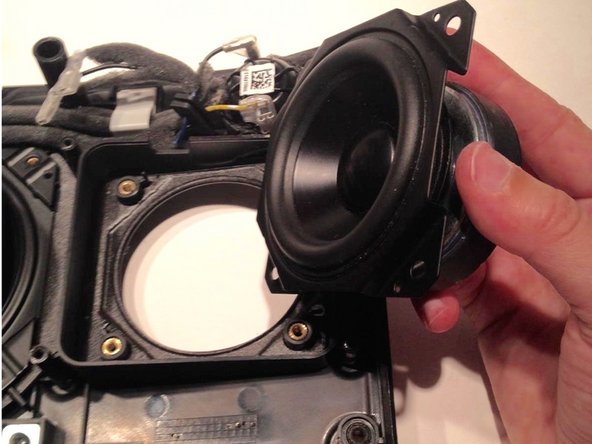 Sonos Play 5 Mid Range Driver Replacement: crwdns2935265:010crwdnd2935265:02crwdnd2935265:02crwdne2935265:0