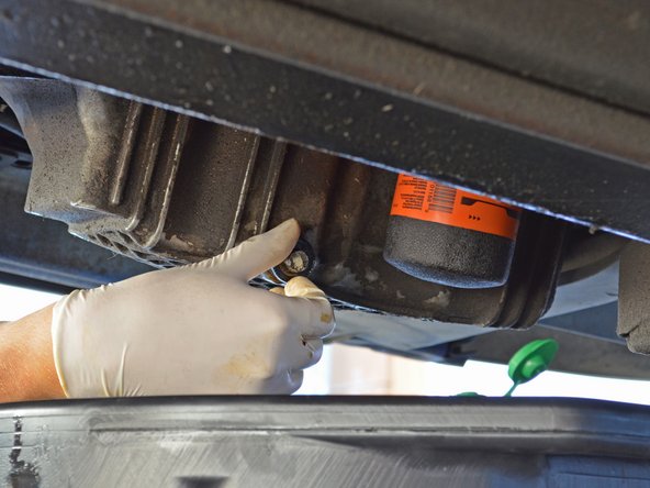 1995-1999 Dodge/Plymouth Neon Oil Change (SOHC): crwdns2935265:010crwdnd2935265:03crwdnd2935265:03crwdne2935265:0