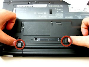 IBM ThinkPad T42 Battery Replacement - iFixit Repair Guide