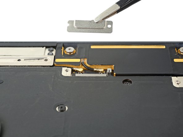 MacBook Air 2022 (M2) Right Speaker Replacement, Remove the cable covers: crwdns2935265:013crwdnd2935265:03crwdnd2935265:03crwdne2935265:0