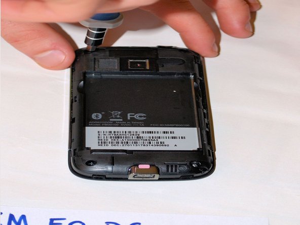 HTC Droid Eris Front Panel Assembly Replacement: crwdns2935265:04crwdnd2935265:02crwdnd2935265:02crwdne2935265:0