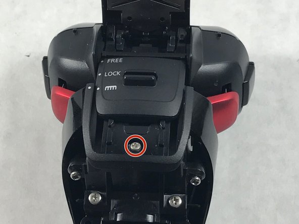 Panasonic ARC ES-LT3N Power Button Replacement: crwdns2935265:09crwdnd2935265:02crwdnd2935265:03crwdne2935265:0