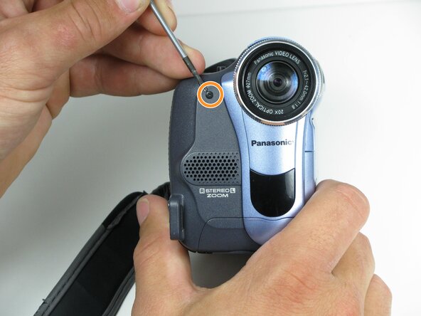 Panasonic PV-GS9 LCD panel replacement: crwdns2935265:05crwdnd2935265:02crwdnd2935265:02crwdne2935265:0