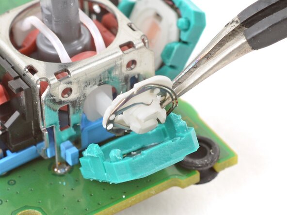 DualSense Controller v2 Joystick Replacement: crwdns2935265:032crwdnd2935265:01crwdnd2935265:02crwdne2935265:0