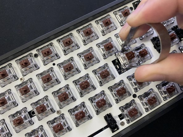 Epomaker SK64S Keyboard Switches Replacement: 6 단계, 이미지 3개 중 3개