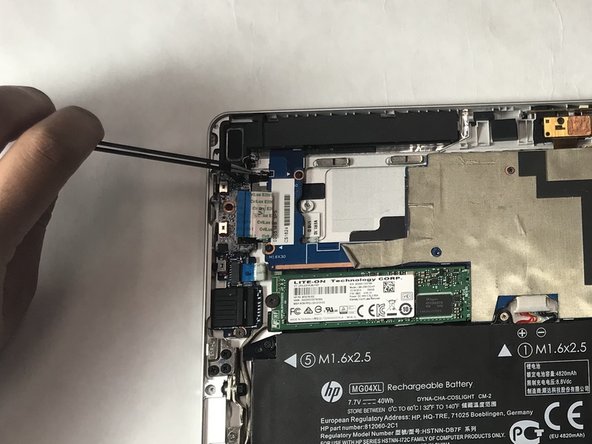 HP Elite x2 G1 1012 Motherboard Replacement Guide: 手順 7、 2の画像 2