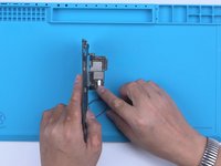 iPhone 13 Pro Motherboard Separation