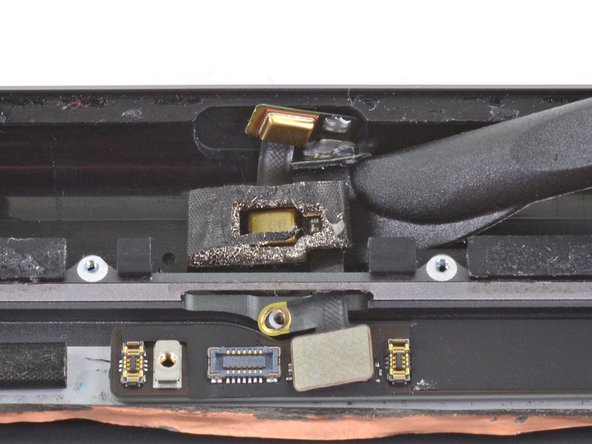 iPad 8 LTE Microphone Assembly Replacement