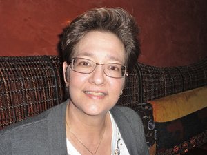 crwdns2886502:0DianeStrongcrwdne2886502:0