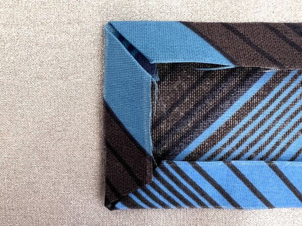 Make a Fabric Patch, Miter the patch corners: crwdns2935265:010crwdnd2935265:02crwdnd2935265:02crwdne2935265:0