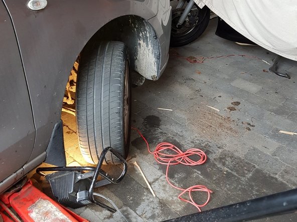 How to fix problem with 2010 Mazda 5 (3) air conditioner magnetic clutch, Testing the hypothesis: step 3, image 1 of 2