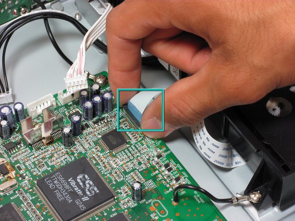 Philips DVP642 Disc Tray Replacement: crwdns2935265:05crwdnd2935265:02crwdnd2935265:03crwdne2935265:0