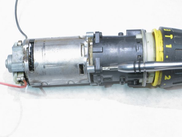 DeWalt DW997 Motor Replacement, Motor: crwdns2935265:05crwdnd2935265:02crwdnd2935265:02crwdne2935265:0