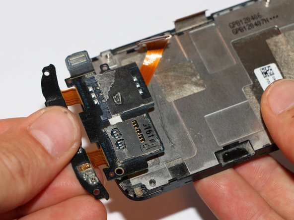 HTC Desire S Disassembly: step 23, image 3 of 3