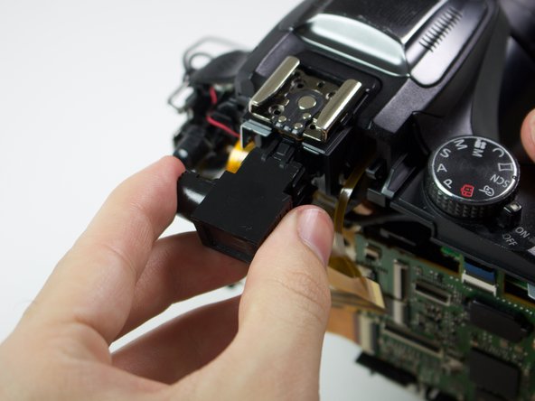 Panasonic DMC-FZ70 Viewfinder Replacement: crwdns2935265:09crwdnd2935265:02crwdnd2935265:02crwdne2935265:0