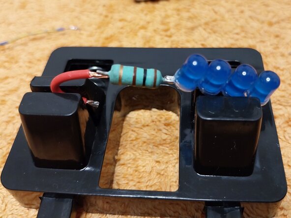 Simple 12V MN21 remote control battery tester.: step 6, image 3 of 3