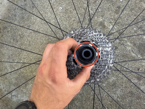 Bicycle Cassette Replacement: passo 7, immagine 3 di 3