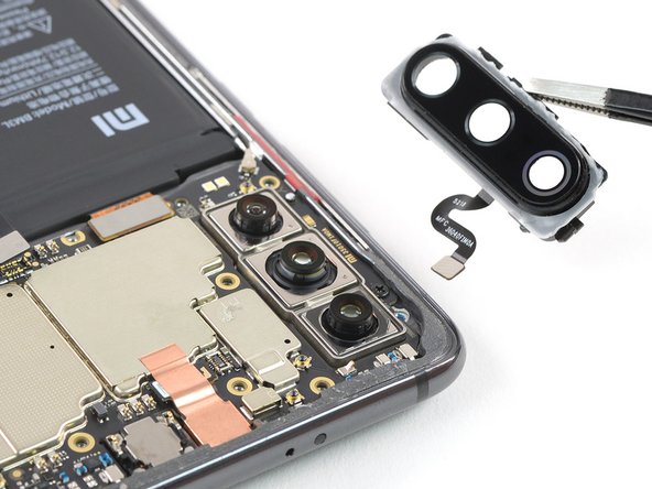 Xiaomi Mi 9 Rear Camera Glass With Sensors Replacement: step 13, image 2 of 2