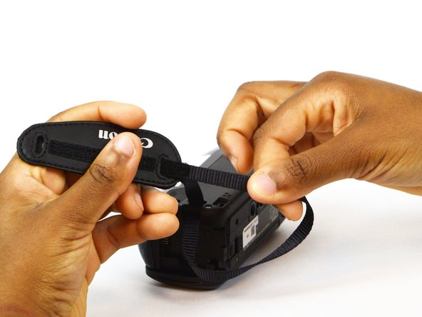 Canon Vixia HF R70 Top Panel Replacement: crwdns2935265:07crwdnd2935265:02crwdnd2935265:02crwdne2935265:0