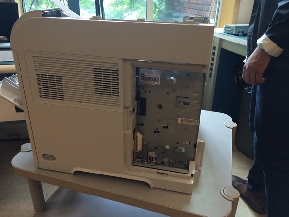 LaserJet P4014DN Printer Swing Plate Fuser Drive (Swing Plate Assembly) Replacement: crwdns2935265:014crwdnd2935265:03crwdnd2935265:03crwdne2935265:0