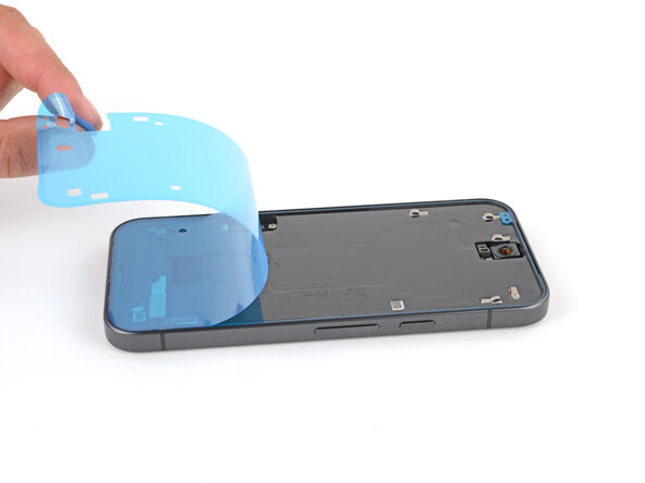 Google Pixel 9a Screen Replacement, Remove the top liner: crwdns2935265:026crwdnd2935265:02crwdnd2935265:03crwdne2935265:0