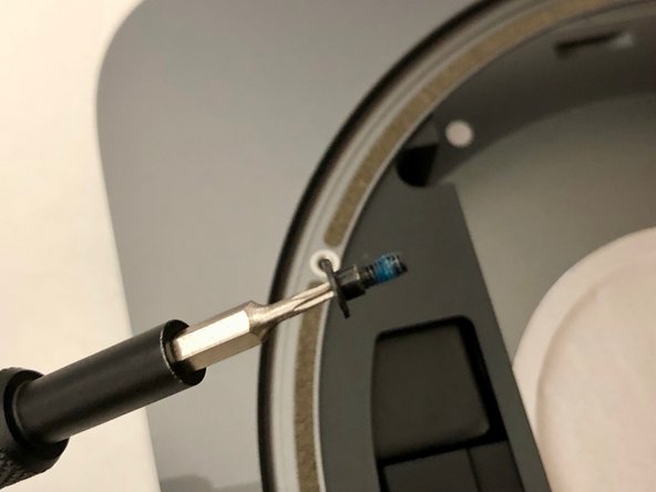 Mac mini Late 2018 Disassembly, Power supply screws: crwdns2935265:018crwdnd2935265:02crwdnd2935265:03crwdne2935265:0