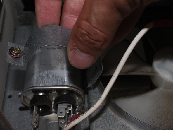 Quasar Microwave Capacitor Replacement: crwdns2935265:011crwdnd2935265:02crwdnd2935265:02crwdne2935265:0