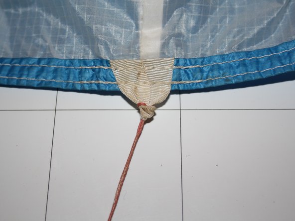 Ozone Rush 4 brake line replacement, Connecting the line back to the glider: crwdns2935265:011crwdnd2935265:03crwdnd2935265:03crwdne2935265:0