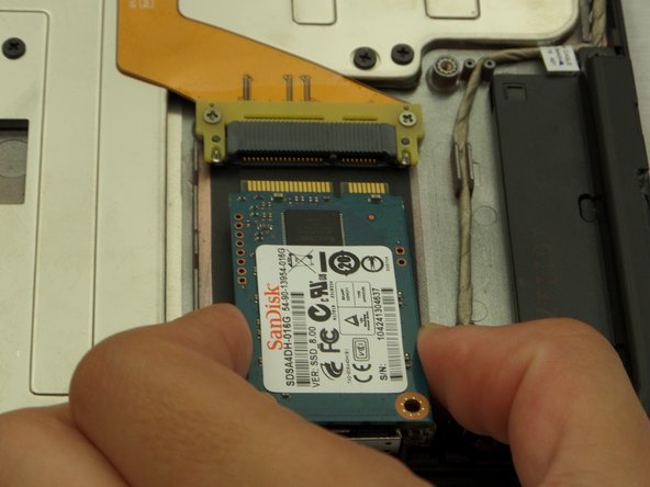 Cr-48 Chromebook SSD Replacement, Remove SSD: crwdns2935265:06crwdnd2935265:02crwdnd2935265:02crwdne2935265:0