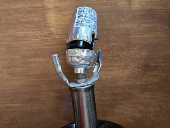 Replace the Light Socket in a Desk Lamp: crwdns2935265:04crwdnd2935265:02crwdnd2935265:03crwdne2935265:0