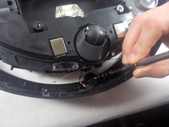 iRobot Roomba 890 IR Sensor Replacement: crwdns2935265:06crwdnd2935265:02crwdnd2935265:02crwdne2935265:0