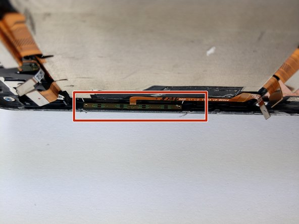 2017 HTC U11 Teardown, Frame: step 5, image 3 of 3
