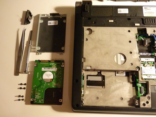 Dell Studio 1535 Hard Drive Replacement: stap 0, afbeelding 2 van 2